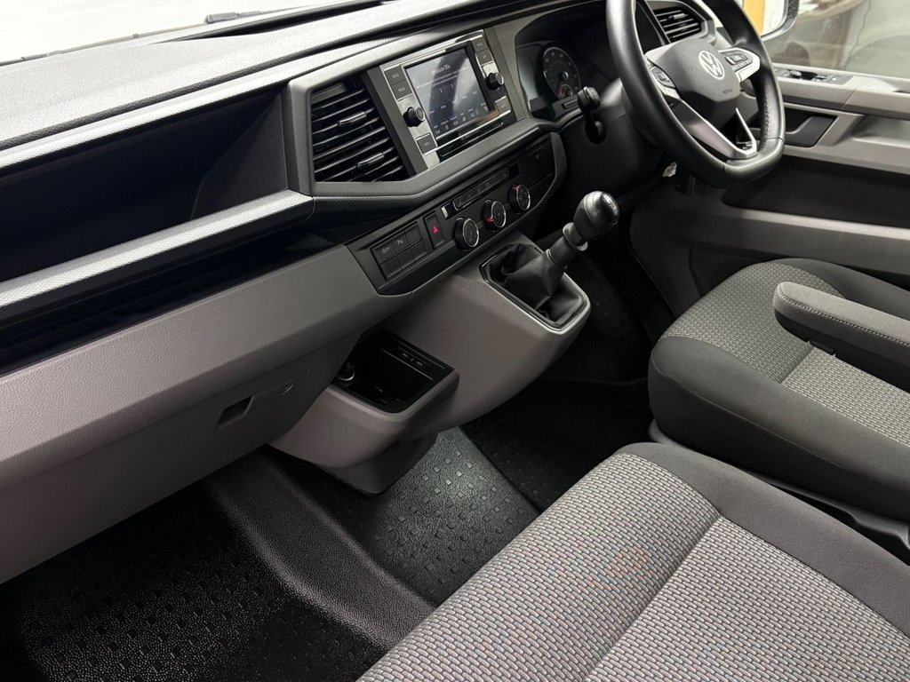 Used Volkswagen Transporter 2024 for sale - 77463999: Photo 9