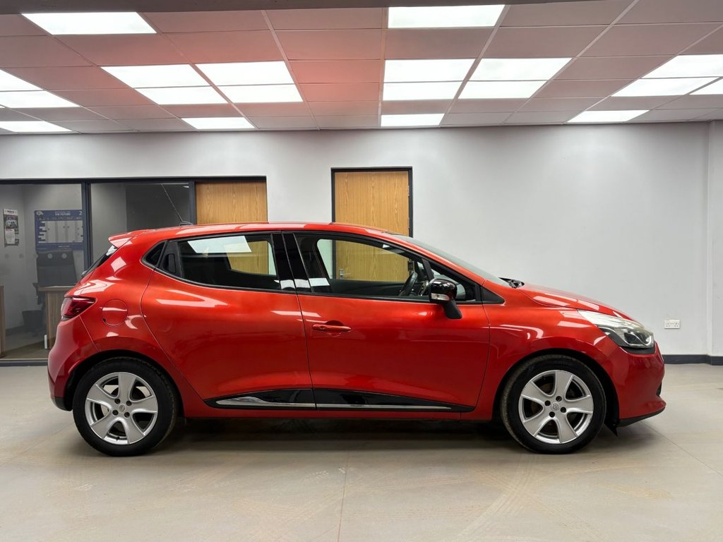 Used Renault Clio 2013 for sale - 76768049: Photo 3