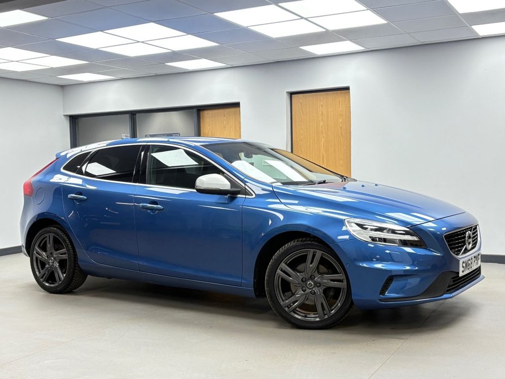 Used Volvo V40 2018 for sale - 76547131: Photo 2
