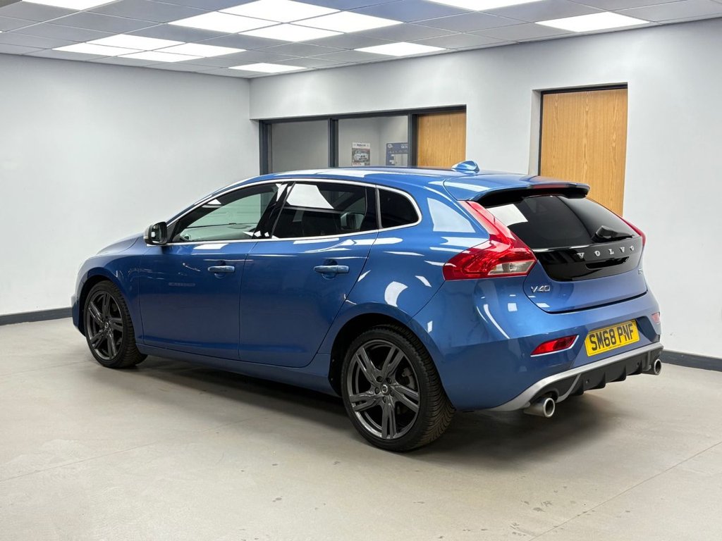 Used Volvo V40 2018 for sale - 76547131: Photo 6