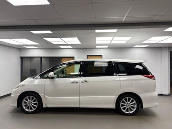 Used Toyota Estima 2012 for sale - 78141808: Photo