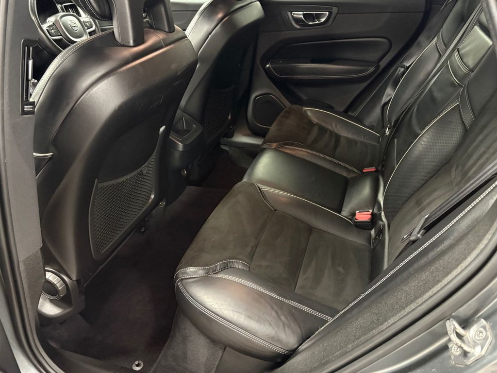 Used Volvo XC60 2017 for sale - 77693129: Photo 10