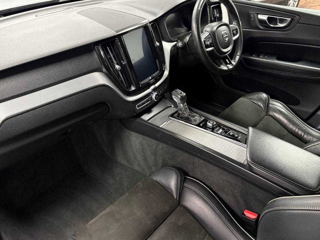 Used Volvo XC60 2017 for sale - 77693129: Photo 9