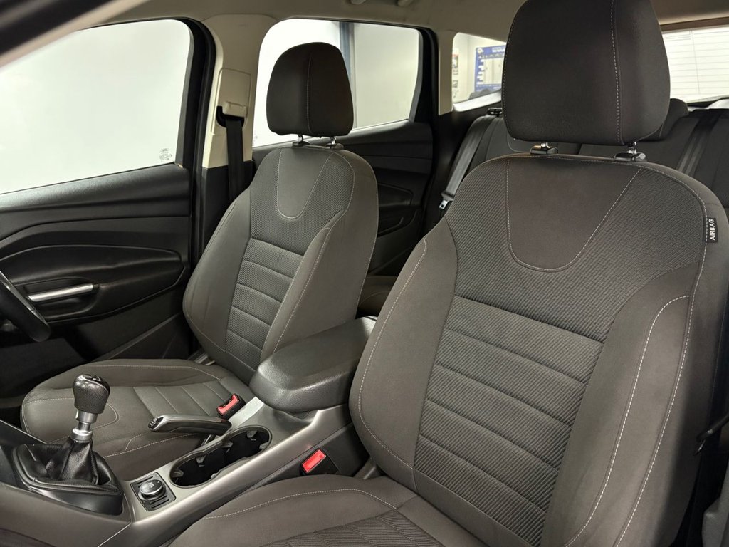 Used Ford Kuga 2014 for sale - 76496669: Photo 9