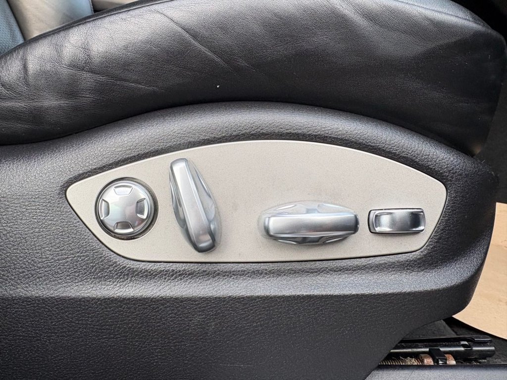 Used Porsche Macan 2017 for sale - 77976522: Photo 16