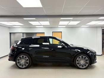 Used Porsche Macan 2017 for sale - 77976522: Photo