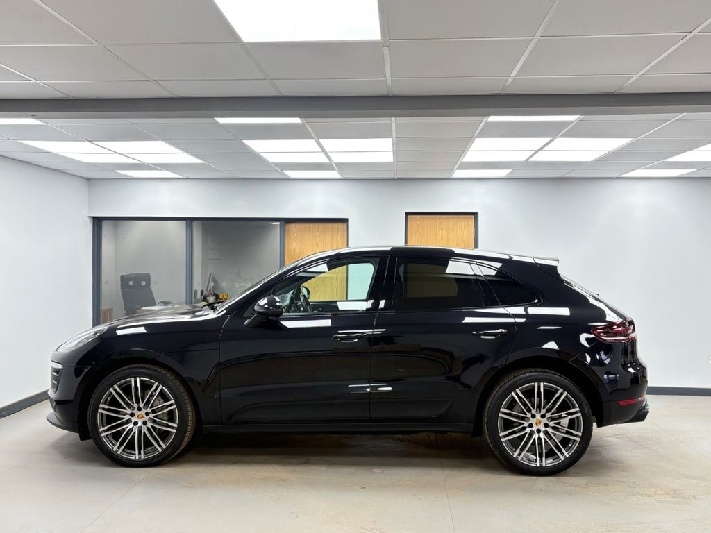 Used Porsche Macan 2017 for sale - 77976522: Photo 4