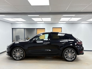 Used Porsche Macan 2017 for sale - 77976522: Photo