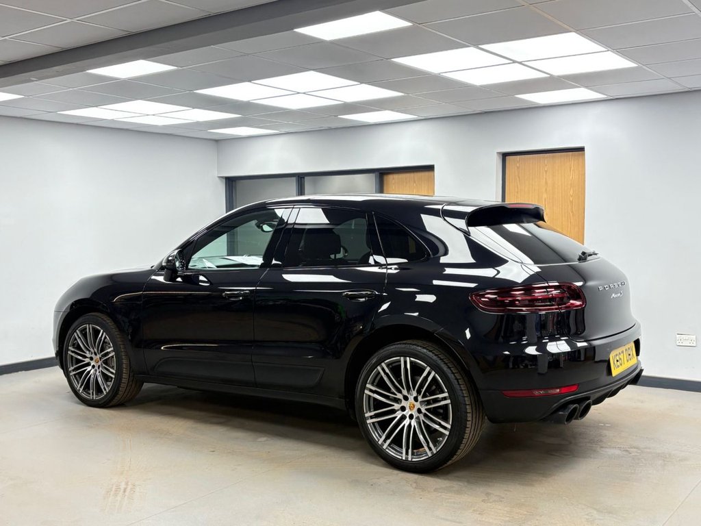 Used Porsche Macan 2017 for sale - 77976522: Photo 5