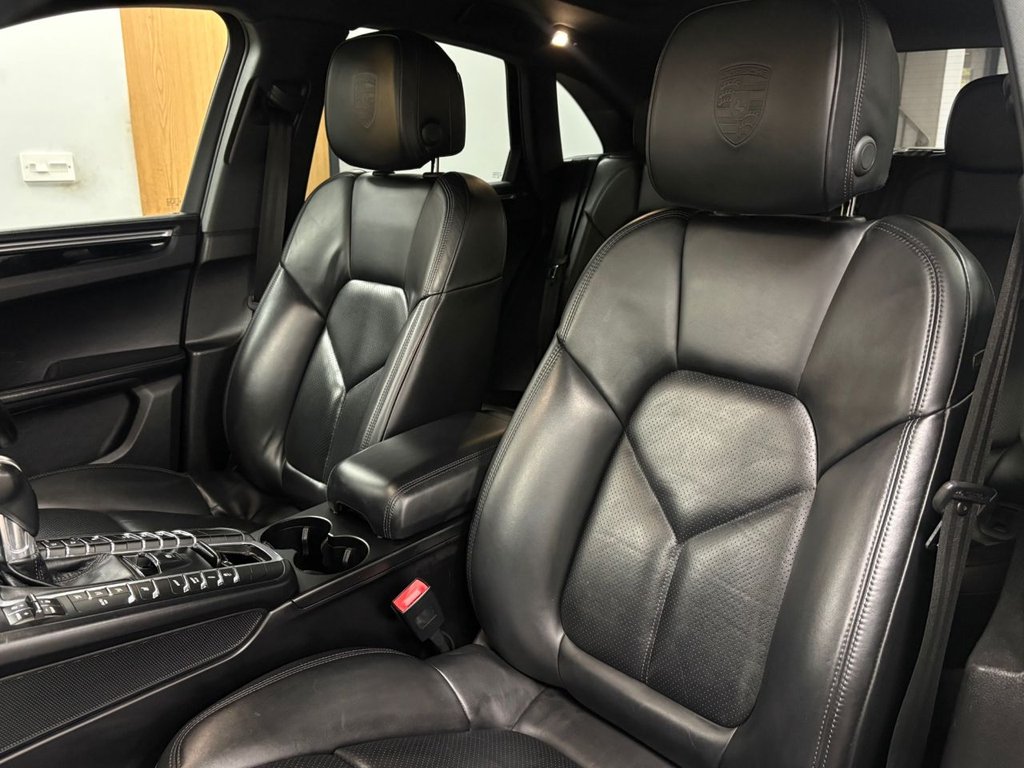 Used Porsche Macan 2017 for sale - 77976522: Photo 9