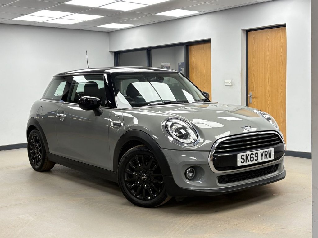 Used MINI Hatch 2019 for sale - 76376164: Photo 1