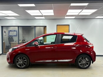 Used Toyota Yaris 2018 for sale - 76203320: Photo