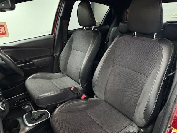 Used Toyota Yaris 2018 for sale - 76203320: Photo 9