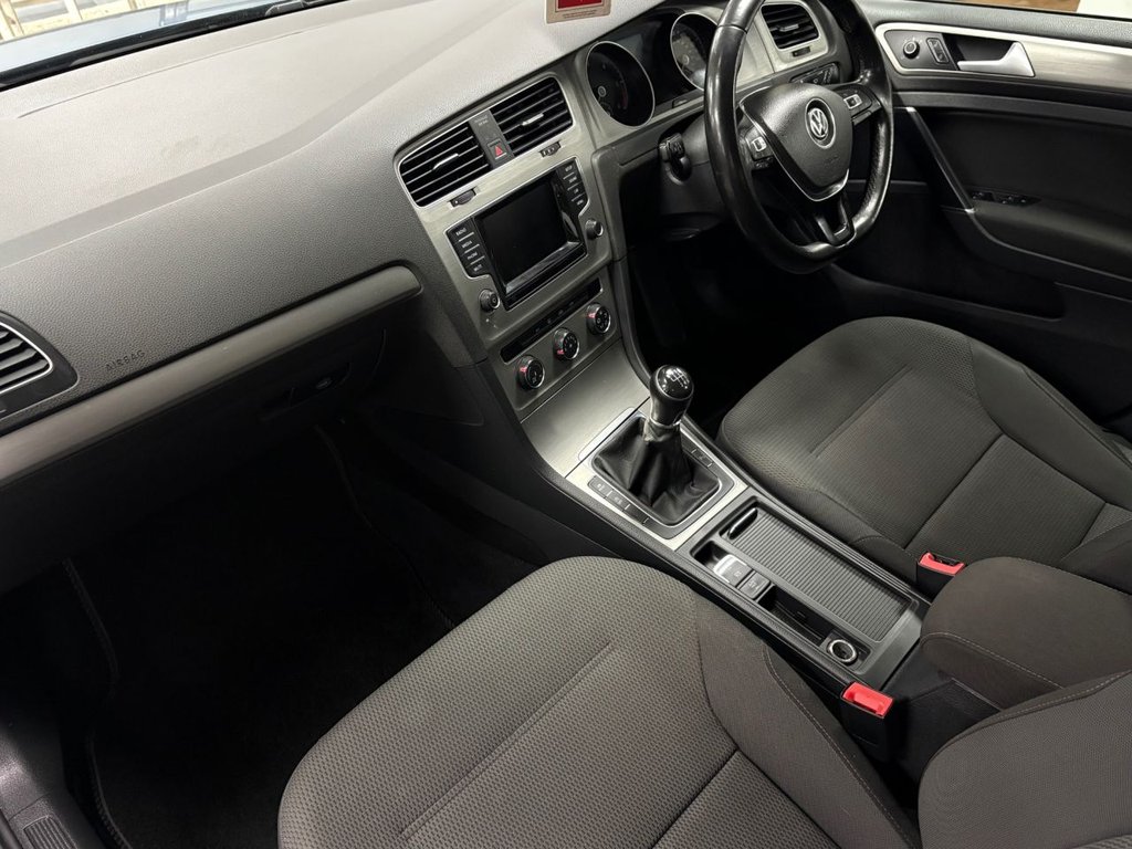 Used Volkswagen Golf 2014 for sale - 77507829: Photo 10
