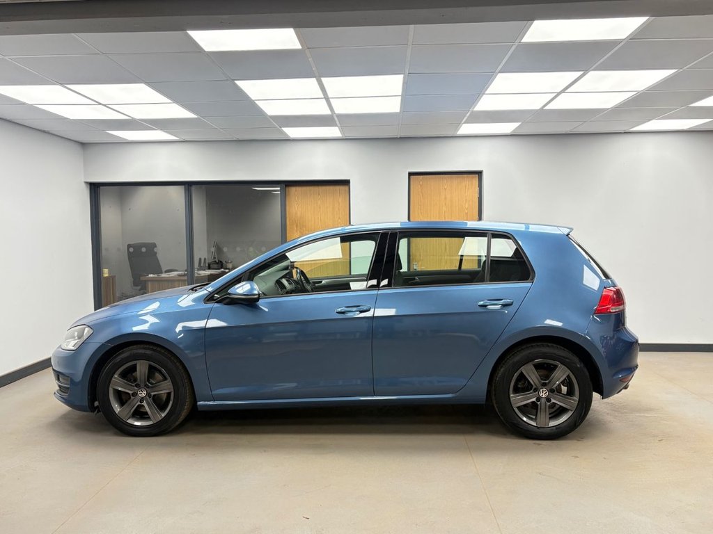 Used Volkswagen Golf 2014 for sale - 77507829: Photo 4