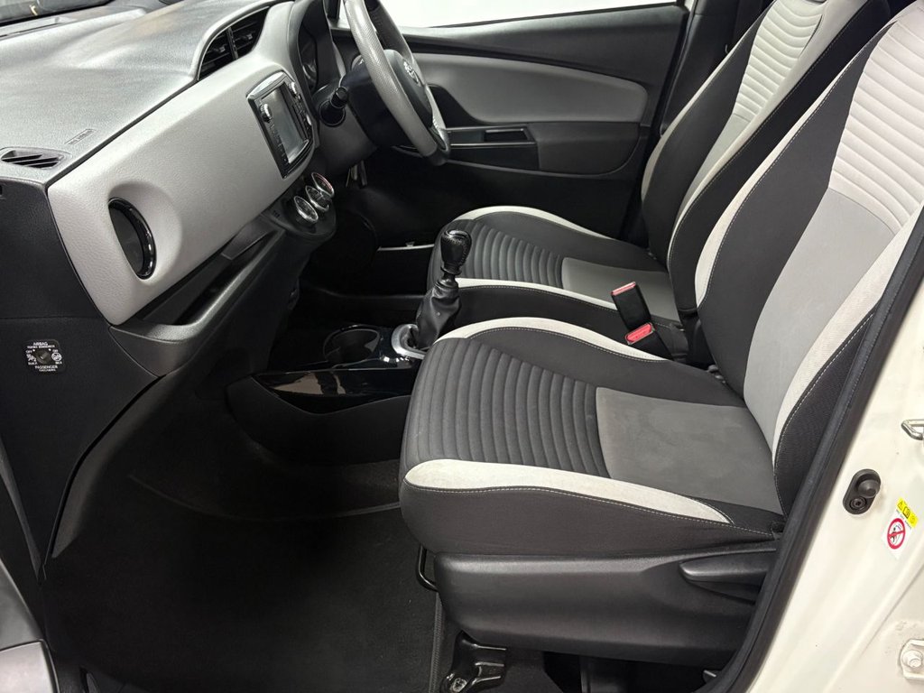 Used Toyota Yaris 2016 for sale - 76740467: Photo 8