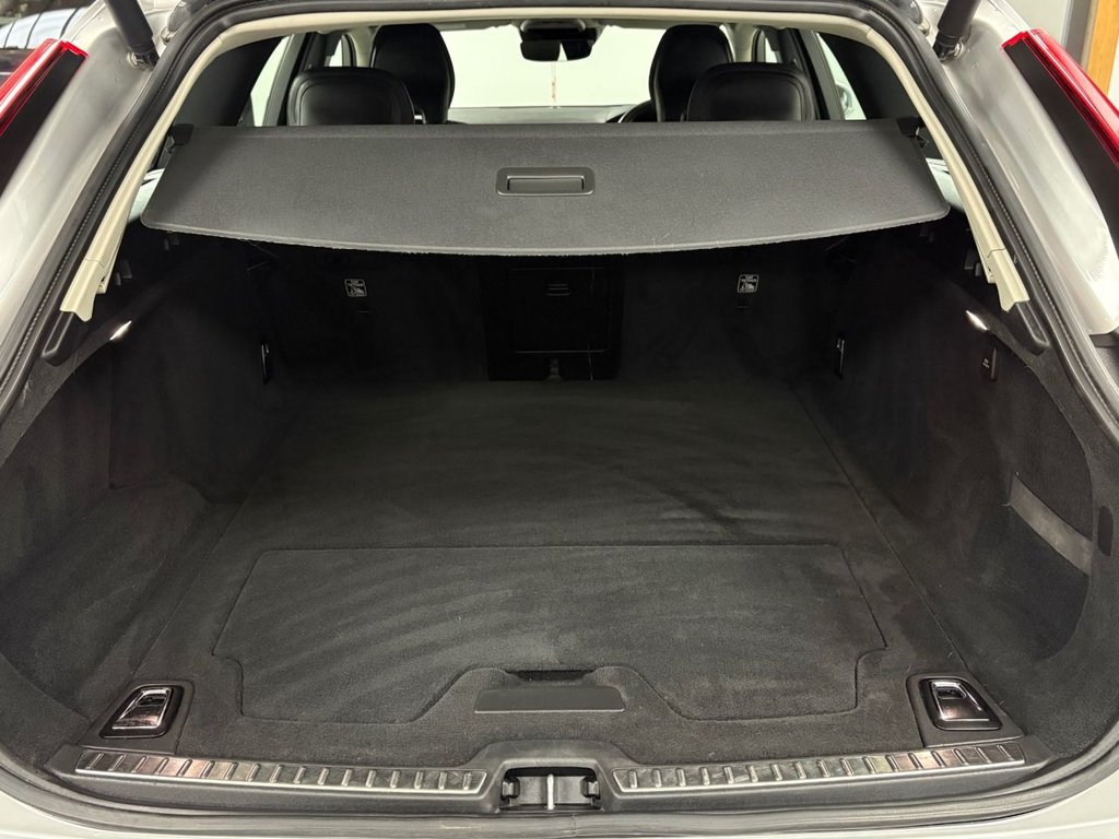 Used Volvo V90 2019 for sale - 77748749: Photo 11