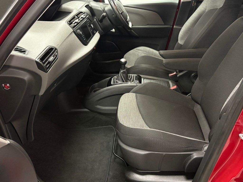 Used Citroen C4 Grand Picasso 2017 for sale - 76934707: Photo 8