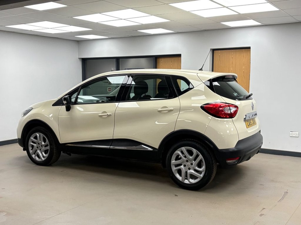 Used Renault Captur 2015 for sale - 76986064: Photo 5