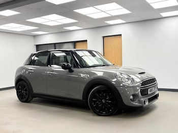 Used MINI Hatch 2016 for sale - 77547110: Photo