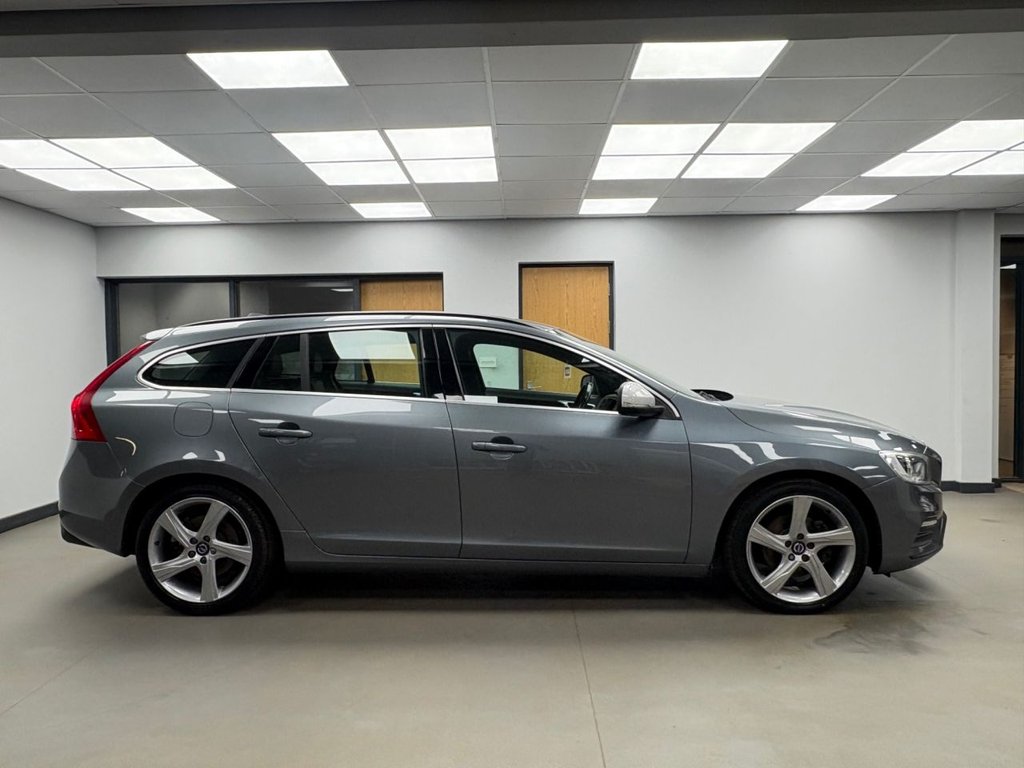 Used Volvo V60 2016 for sale - 77328213: Photo 3