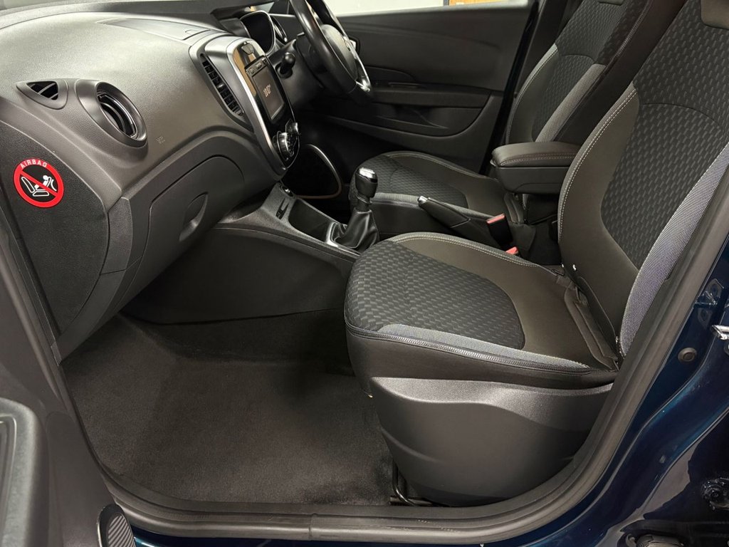 Used Renault Captur 2017 for sale - 77937132: Photo 8