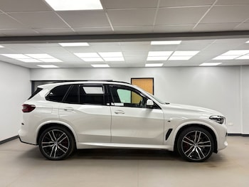 Used BMW X5 2022 for sale - 77452404: Photo
