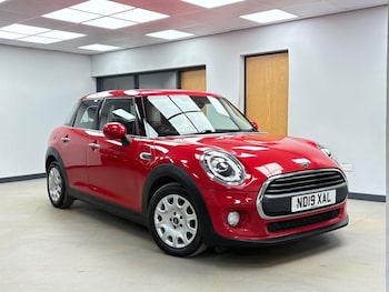 Used MINI Hatch 2019 for sale - 76698882: Photo