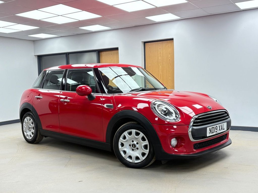 Used MINI Hatch 2019 for sale - 76698882: Photo 2