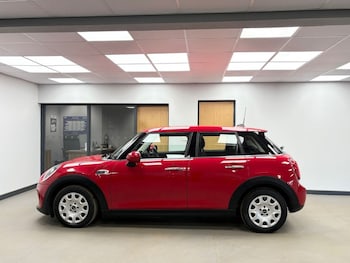 Used MINI Hatch 2019 for sale - 76698882: Photo