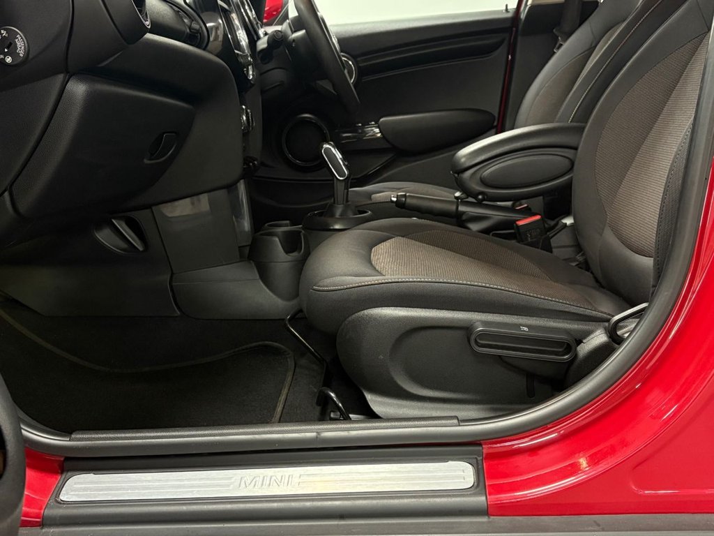 Used MINI Hatch 2019 for sale - 76698882: Photo 7