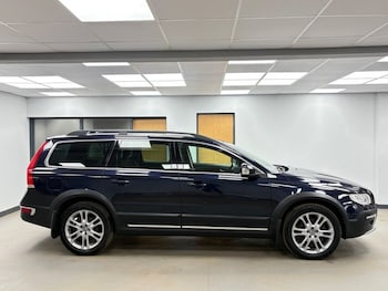 Used Volvo XC70 2016 for sale - 77976519: Photo