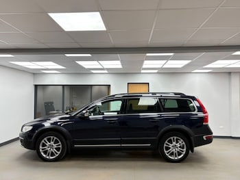 Used Volvo XC70 2016 for sale - 77976519: Photo
