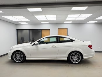 Used Mercedes-Benz C Class 2013 for sale - 77384043: Photo
