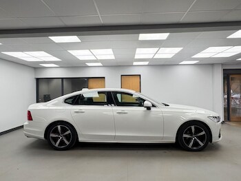 Used Volvo S90 2018 for sale - 78272136: Photo