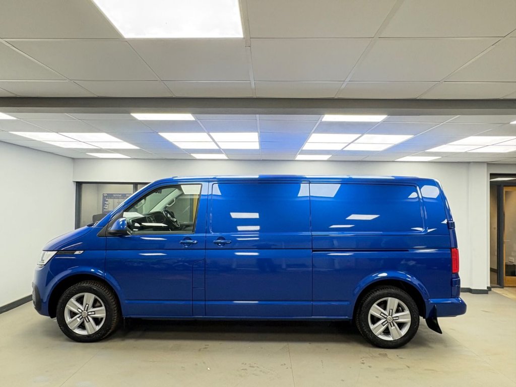 Used Volkswagen Transporter 2022 for sale - 77212395: Photo 4