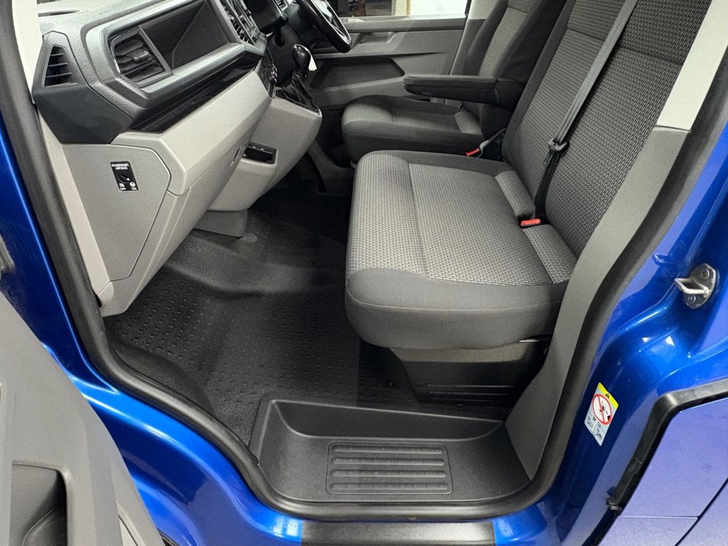 Used Volkswagen Transporter 2022 for sale - 77212395: Photo 8