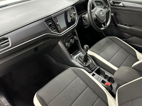 Used Volkswagen T-Roc 2021 for sale - 74501687: Photo 10
