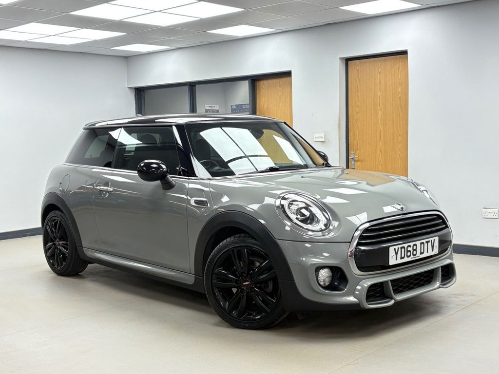 Used MINI Hatch 2018 for sale - 76867955: Photo 1