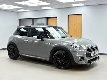 Used MINI Hatch 2018 for sale - 76867955: Photo