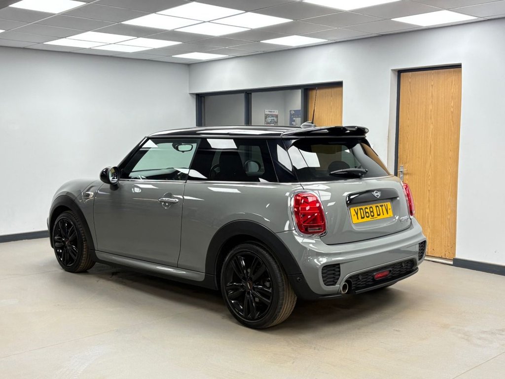 Used MINI Hatch 2018 for sale - 76867955: Photo 6