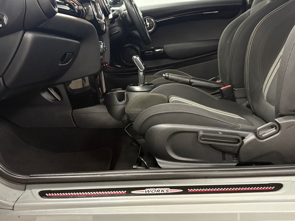 Used MINI Hatch 2018 for sale - 76867955: Photo 7