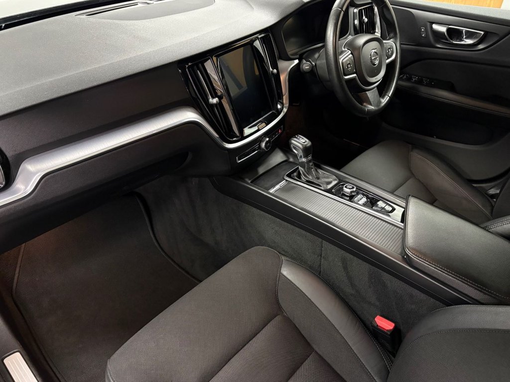 Used Volvo V60 2018 for sale - 78153994: Photo 10