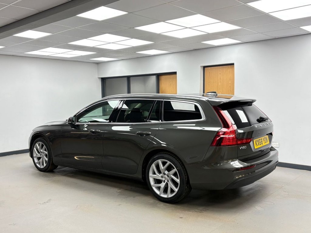 Used Volvo V60 2018 for sale - 78153994: Photo 6
