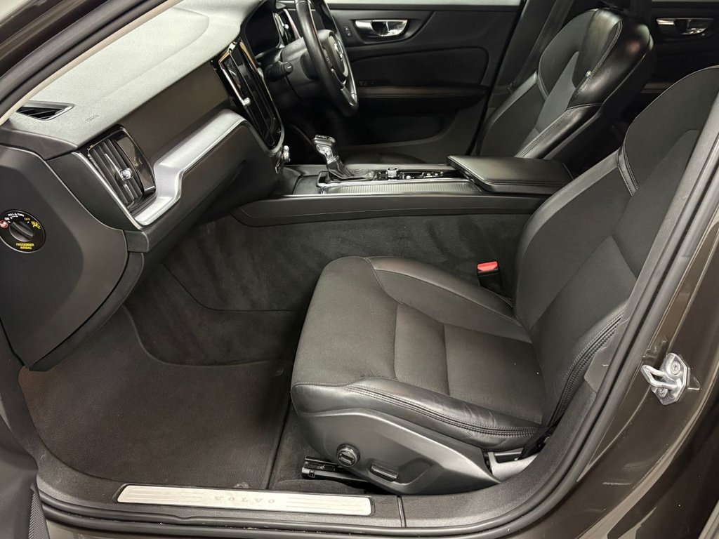 Used Volvo V60 2018 for sale - 78153994: Photo 8