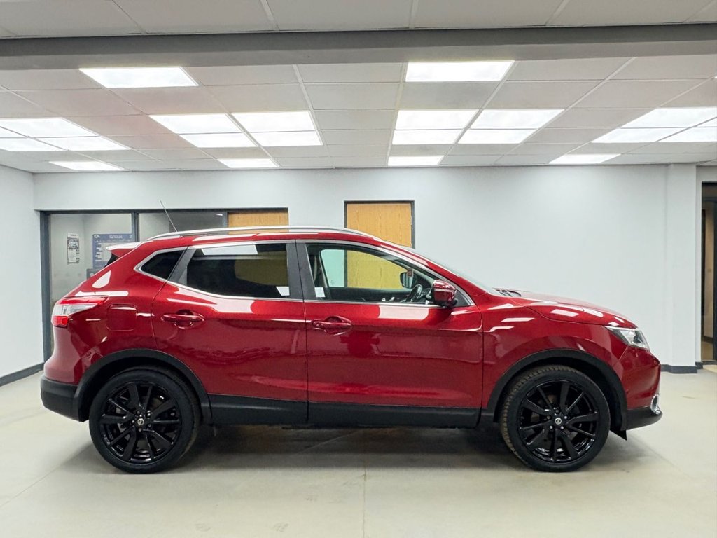 Used Nissan Qashqai 2014 for sale - 76883495: Photo 3