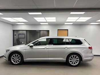 Used Volkswagen Passat 2017 for sale - 75346780: Photo