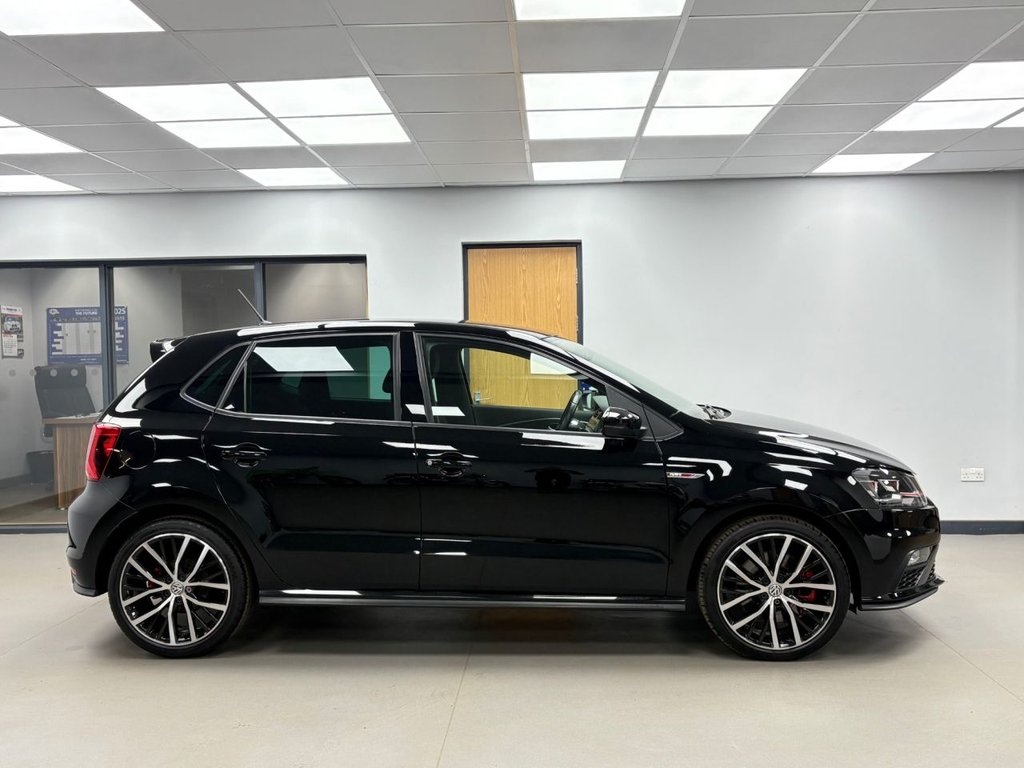 Used Volkswagen Polo 2017 for sale - 76345723: Photo 3