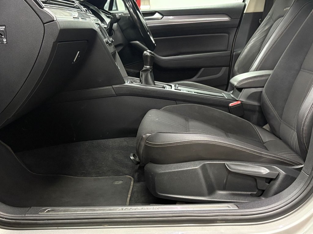 Used Volkswagen Passat 2016 for sale - 77200060: Photo 6