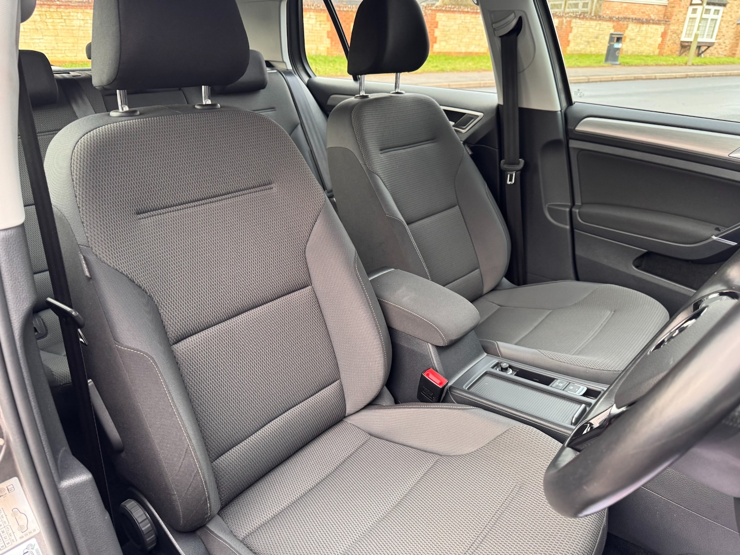 Used Volkswagen Golf 2015 for sale - 77162401: Photo 14